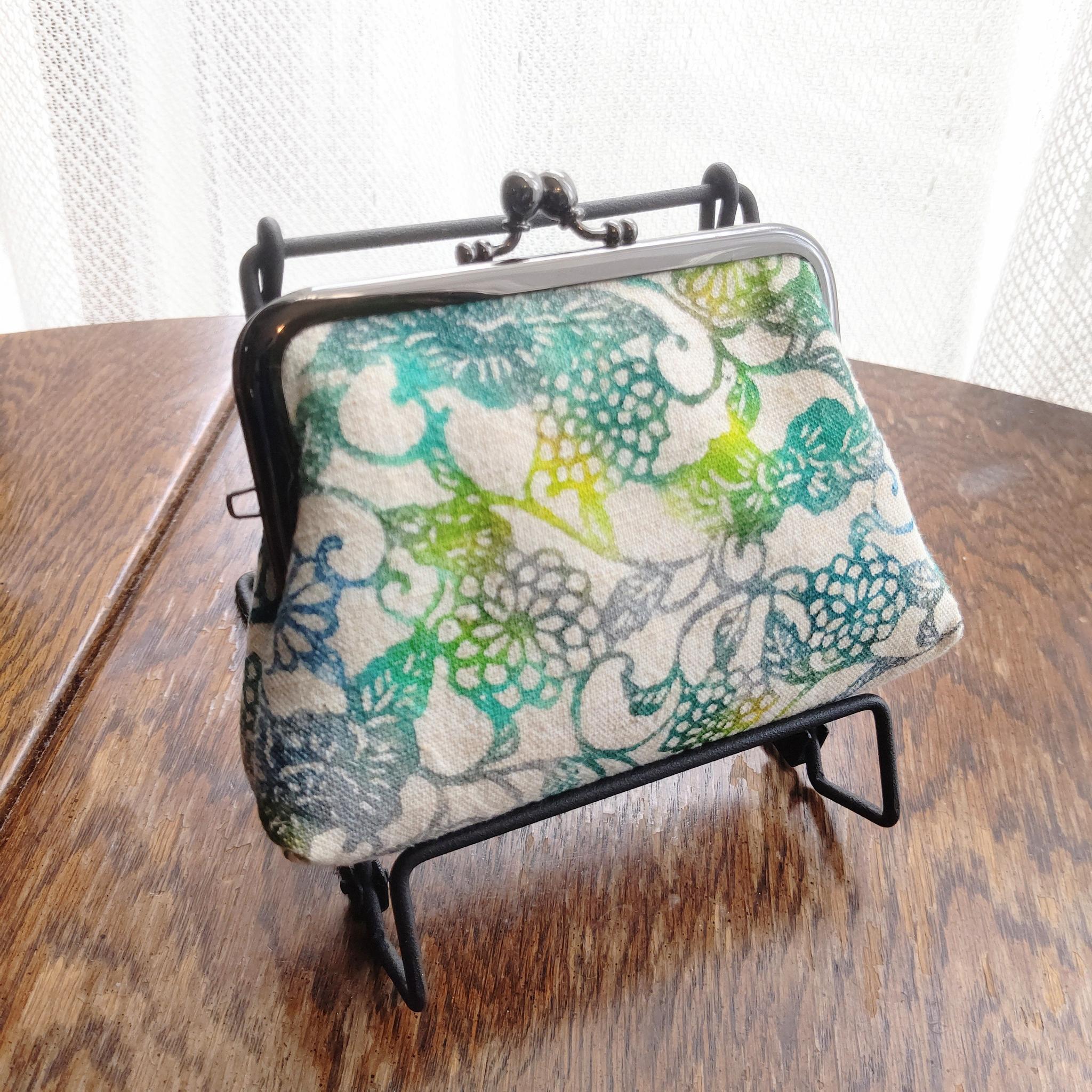 昭和ノスタルジア　小花唐草ポーチ